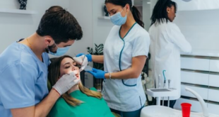 Clínica odontológica contrata Auxiliar de Saúde Bucal no bairro Boqueirão com pacote de benefícios atrativo