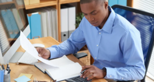 Vaga de Assistente Administrativo Masculino no CIC com Salário de R$ 2.500,00